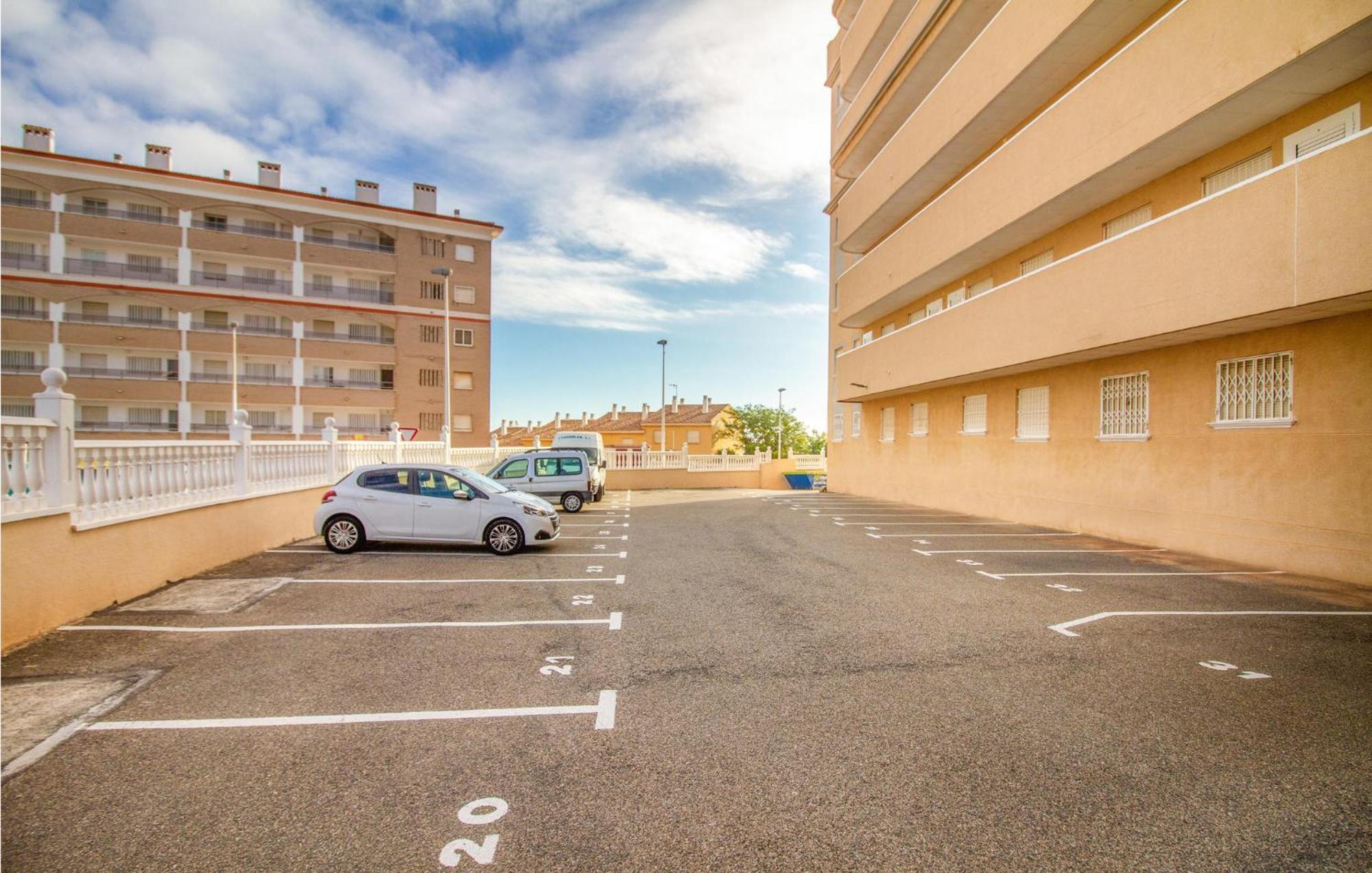 Beach Front Apartment In Los Arenales Del Sol Kültér fotó